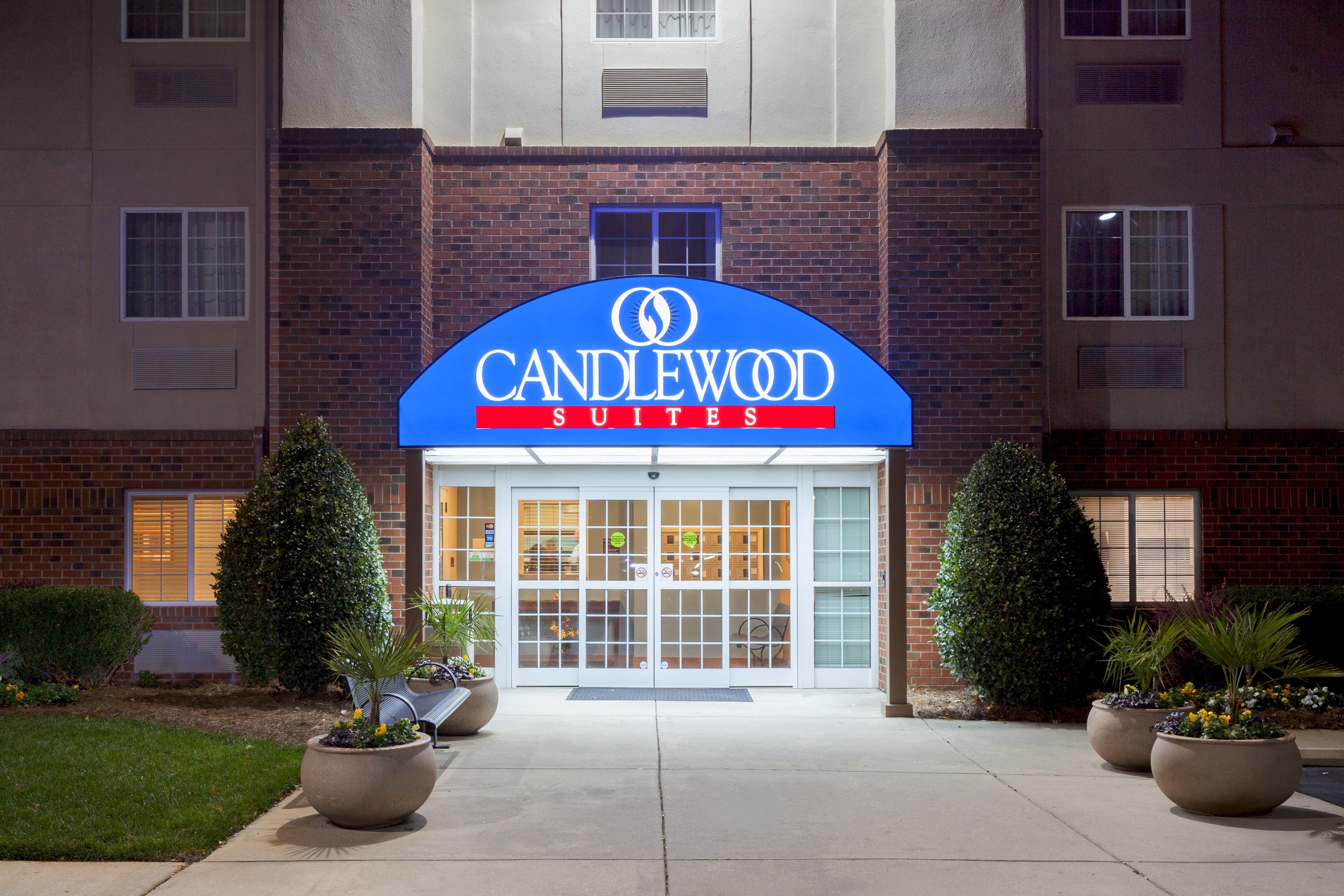 Candlewood Suites Raleigh Crabtree, An Ihg Hotel Ngoại thất bức ảnh