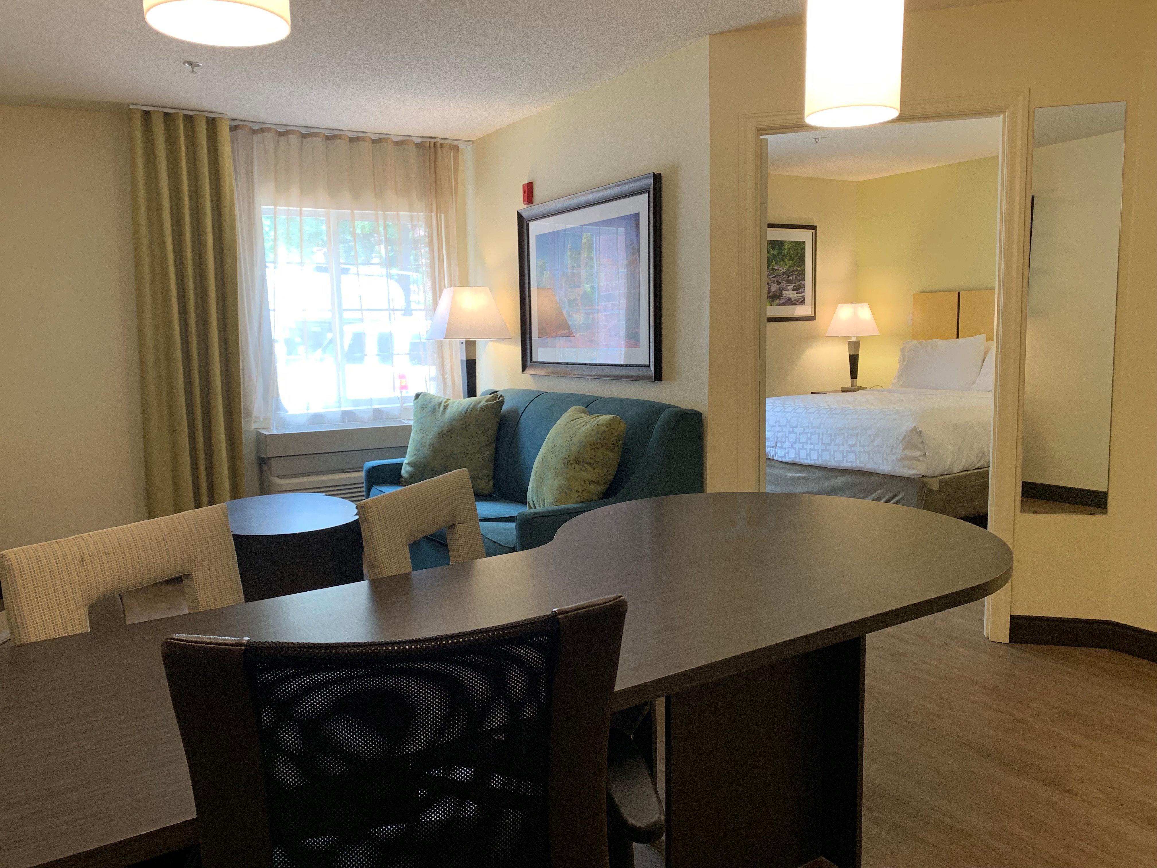 Candlewood Suites Raleigh Crabtree, An Ihg Hotel Ngoại thất bức ảnh