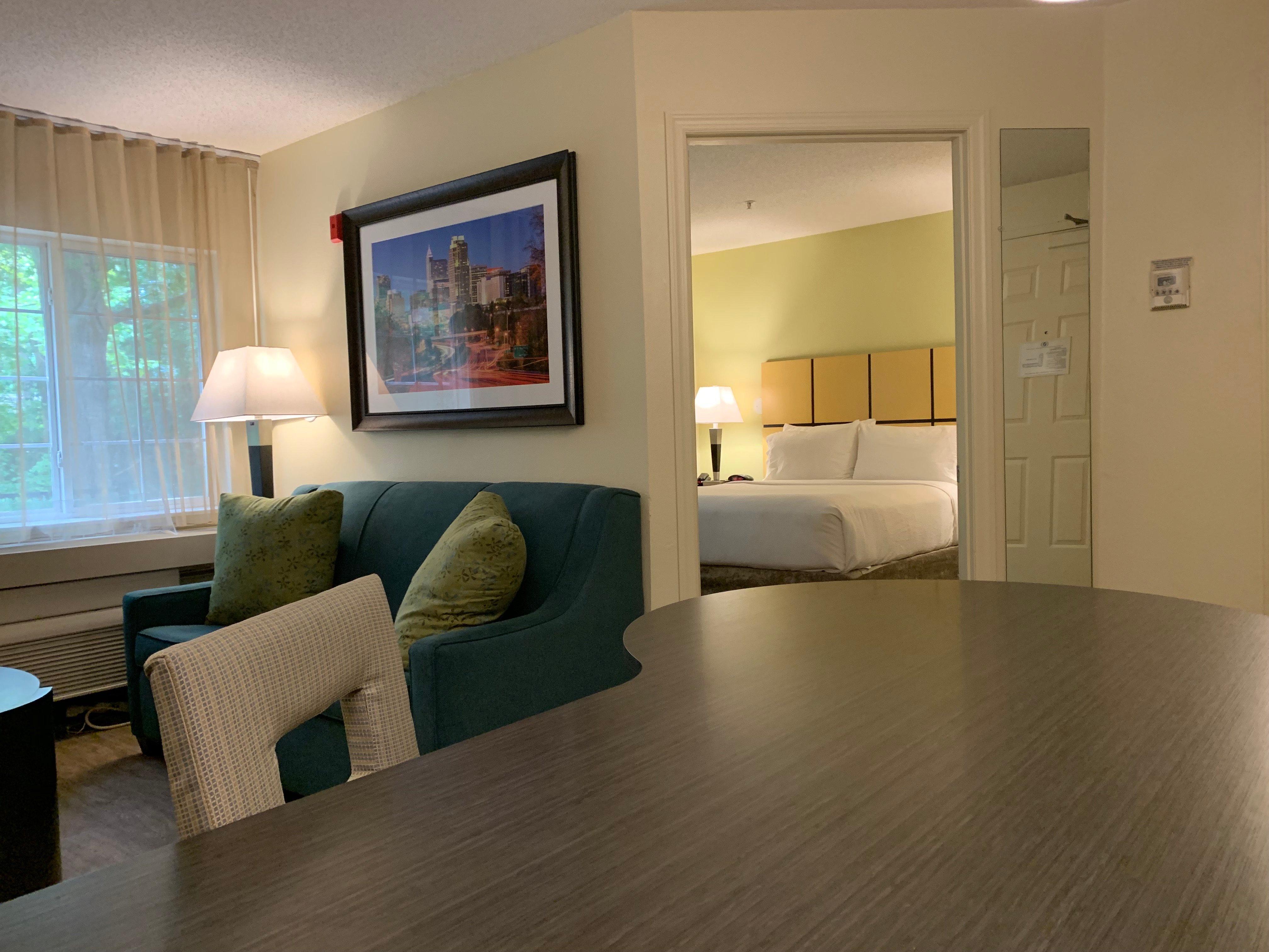 Candlewood Suites Raleigh Crabtree, An Ihg Hotel Ngoại thất bức ảnh