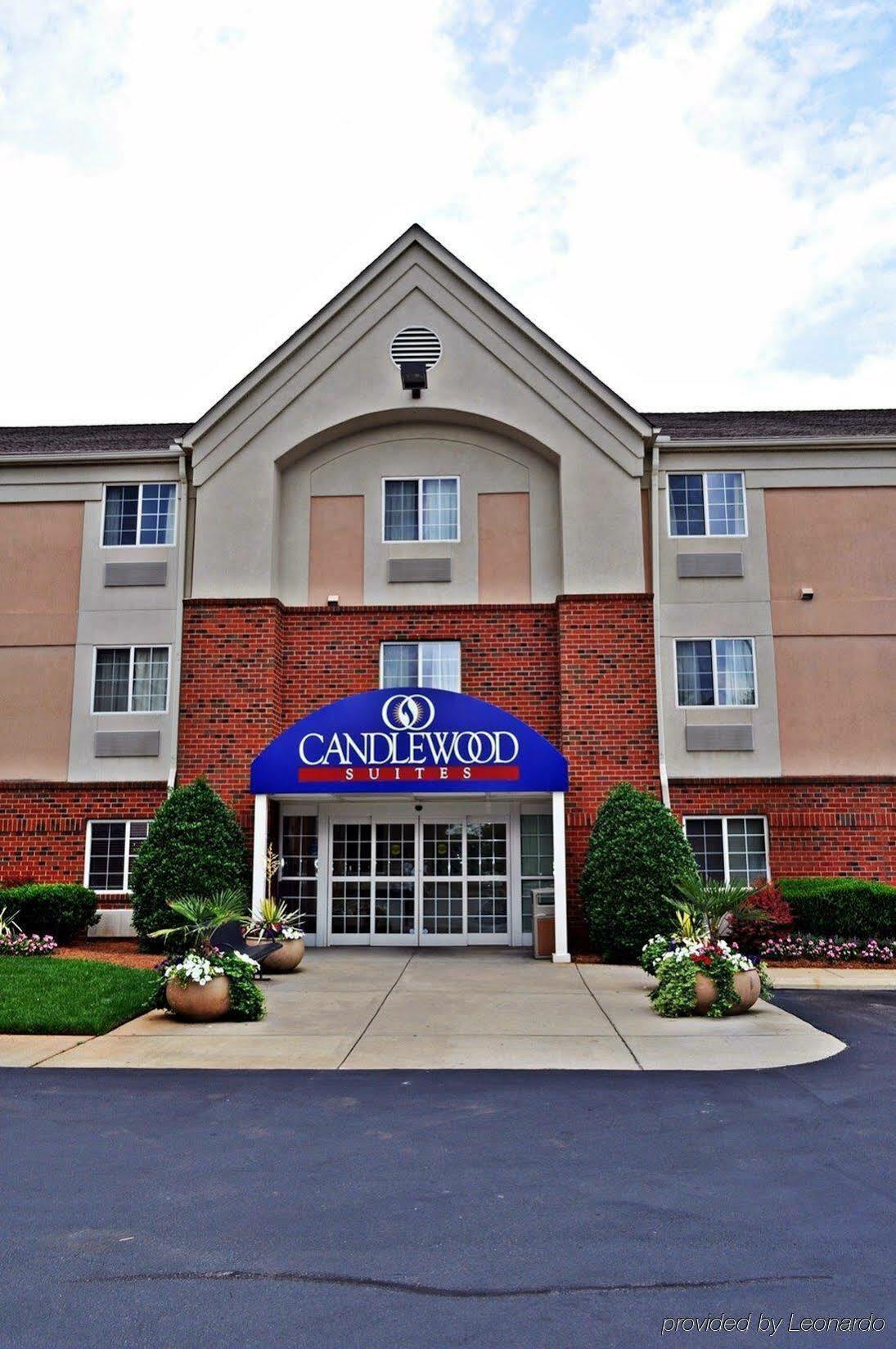 Candlewood Suites Raleigh Crabtree, An Ihg Hotel Ngoại thất bức ảnh