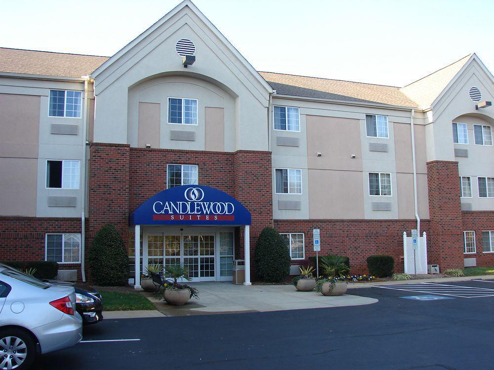 Candlewood Suites Raleigh Crabtree, An Ihg Hotel Ngoại thất bức ảnh